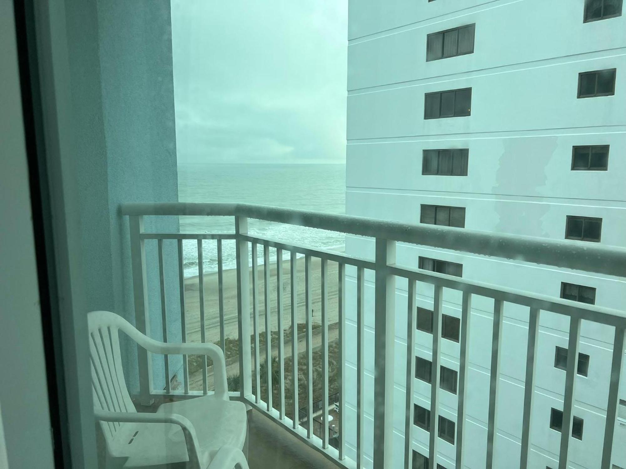 Вілла 2501 S Ocean Blvd, 0811 - Ocean Front Sleeps 6 Мертл-Біч Екстер'єр фото