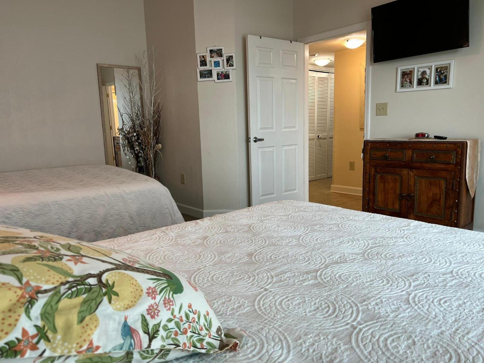 Вілла 2501 S Ocean Blvd, 0811 - Ocean Front Sleeps 6 Мертл-Біч Екстер'єр фото
